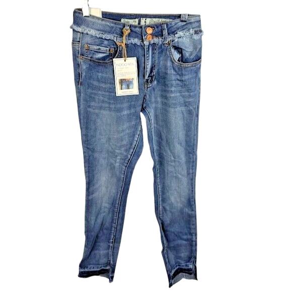 Indigo Rein Juniors' Released Stair-Step Skinny Jeans Size 5 Mid Rise‎ Ankle - Picture 1 of 5